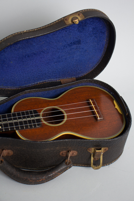 C. F. Martin  Style 3M Soprano Ukulele  (1947)