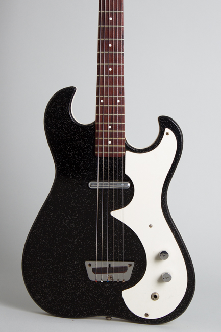  Silvertone Model 1448 Amp-In-Case Set Semi-Hollow Electric Guitar, made by Danelectro  (1963)
