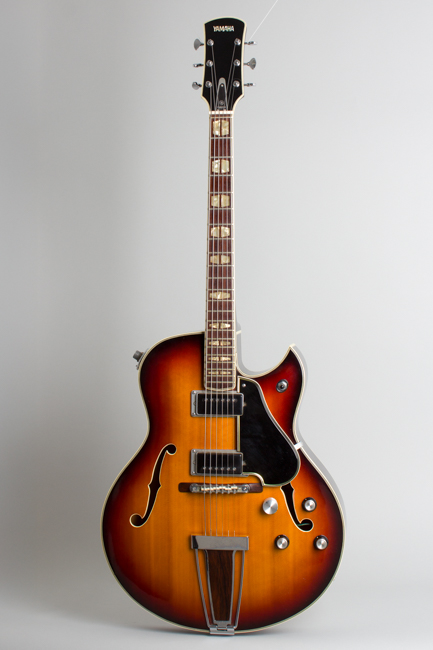 Yamaha  AE-11 Arch Top Hollow Body Electric Guitar  (1969)