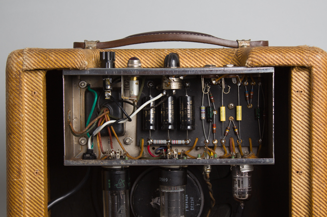 Fender  Champ 5F1 Tube Amplifier (1960)
