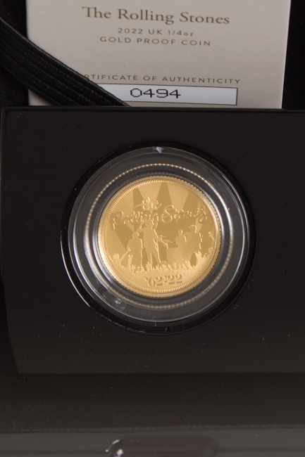 1/4 ounce Rolling Stones Sixty Commemorative Gold Proof Coin - Royal Mint (2022)