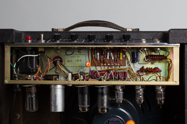  Martin Model 112T Tube Amplifier, made by DeArmond (1961)