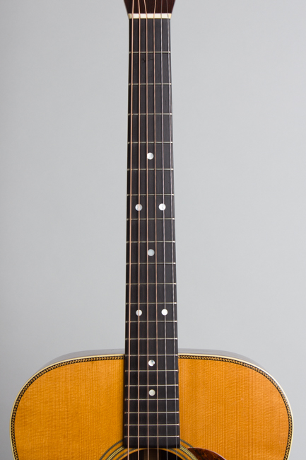 C. F. Martin  000-28 Flat Top Acoustic Guitar  (1946)
