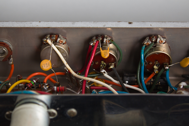 Supro  1616T Tube Amplifier (1966)