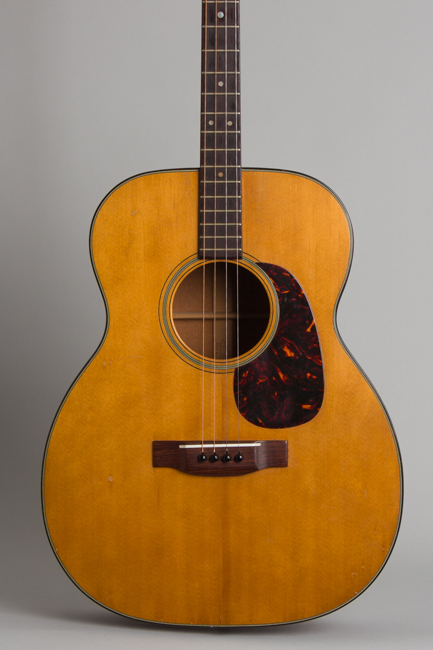 C. F. Martin  0-18T Flat Top Tenor Guitar  (1962)
