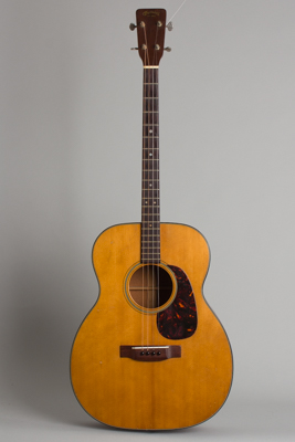 C. F. Martin  0-18T Flat Top Tenor Guitar  (1962)