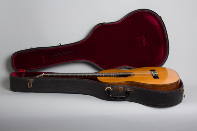 Vicente Tatay  Classical Guitar  (1940s)