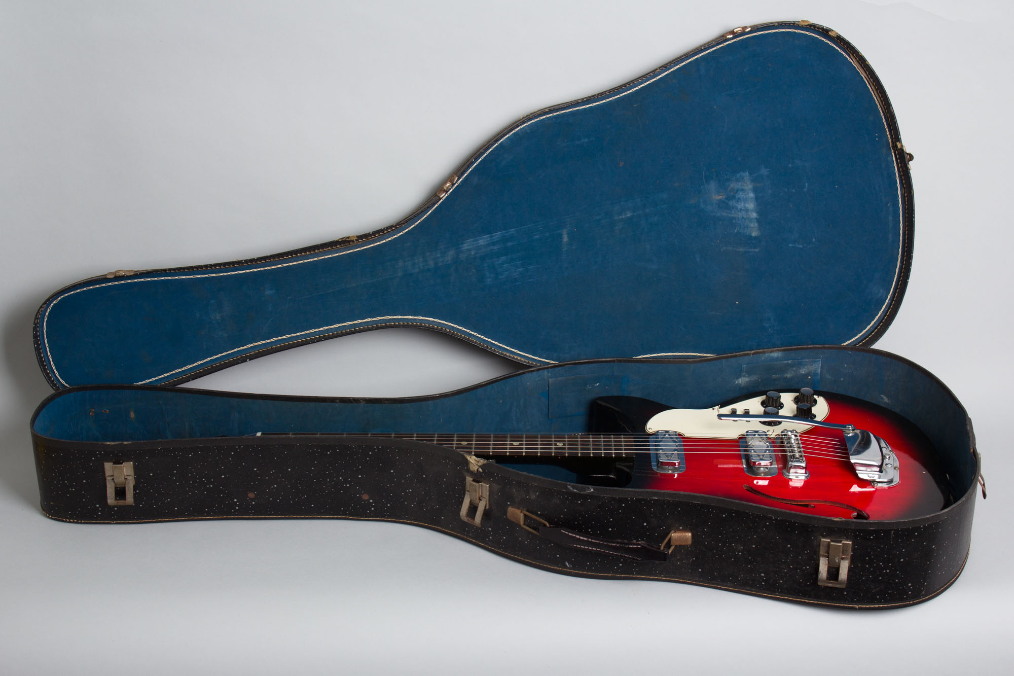 Harmony Silvertone Model 1453 Thinline Hollow Body Electric Guitar