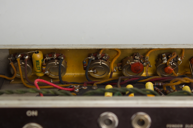 Fender  Vibrolux 6G11A Tube Amplifier (1961)