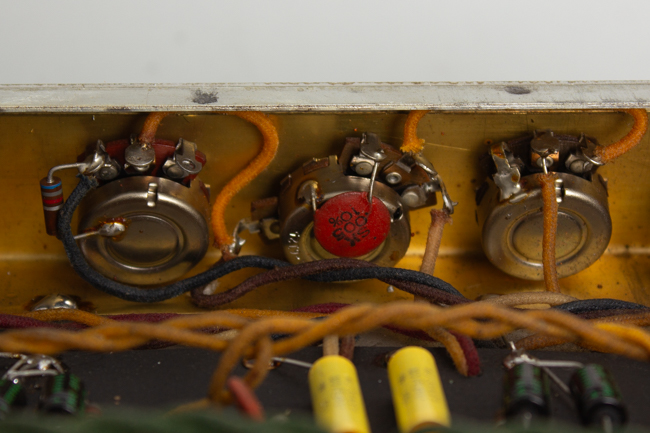 Fender  Vibrolux 6G11A Tube Amplifier (1961)
