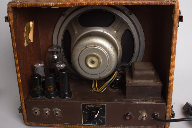Gibson  EH-100 Tube Amplifier (1937)