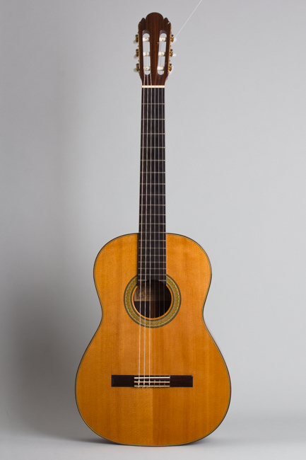 Kazuo Yairi  YC-505 Classical Guitar  (1984)