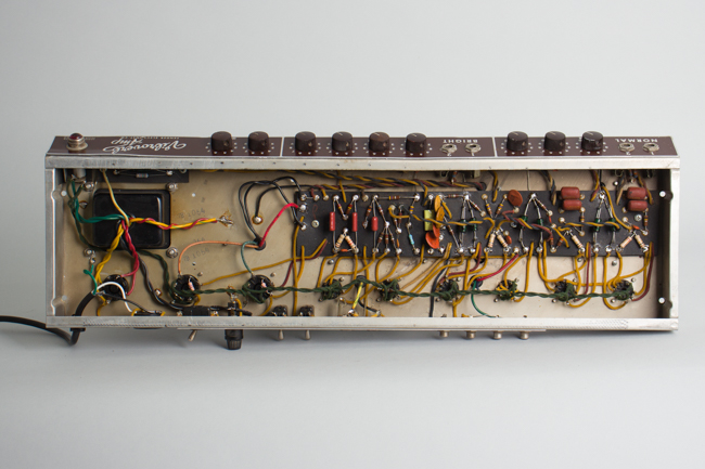 Fender  Vibroverb 6G16 Tube Amplifier (1964)