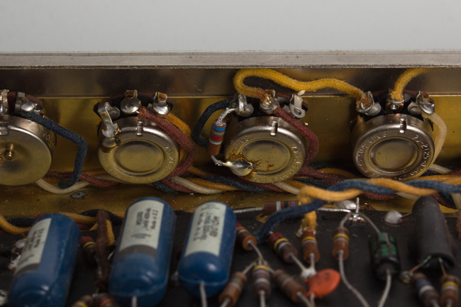 Fender Deluxe Reverb Tube Amplifier (1965)