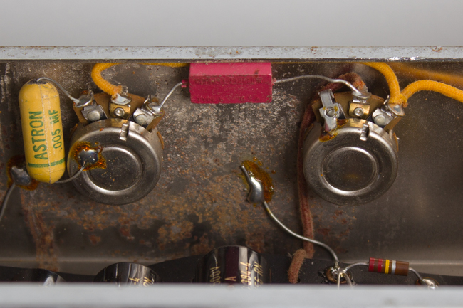 Fender  Princeton 5F2-A Tube Amplifier (1960)
