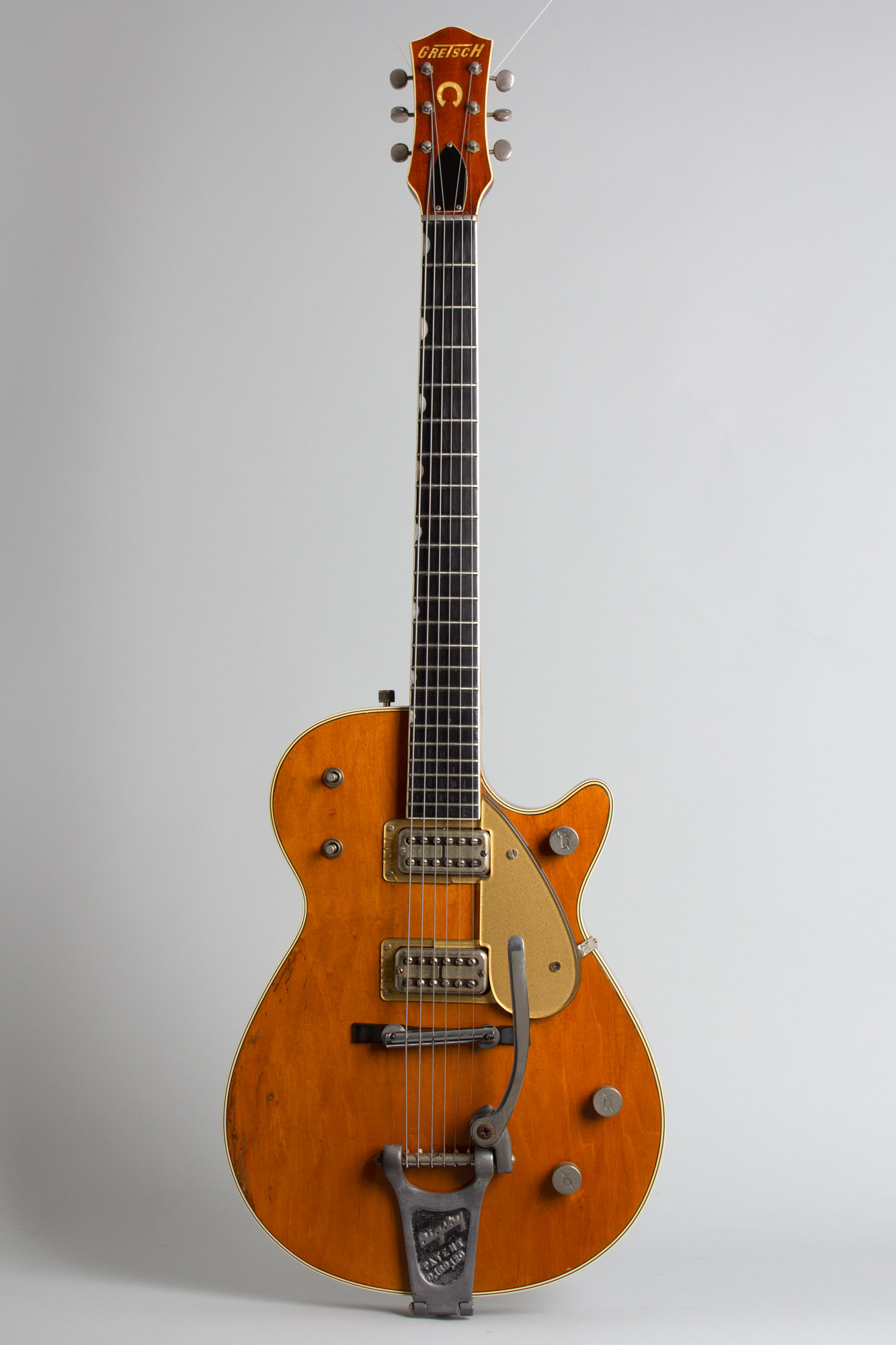 Gretsch Chet Atkins Solidbody Model 6121 Solid Body Electric