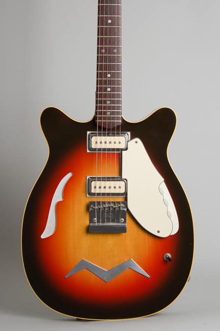 Micro-Frets  Wanderer Semi-Hollow Body Electric Guitar  (1969)