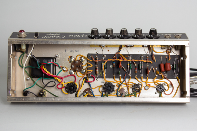 Fender Vibro-Champ AA-764 Tube Amplifier (1965)