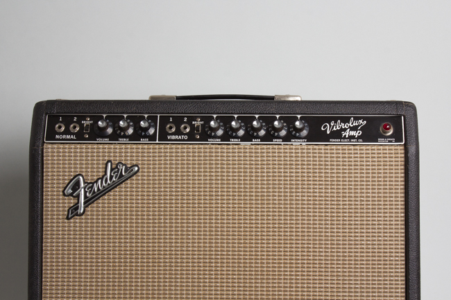 Fender  Vibrolux AA763 Tube Amplifier (1964)