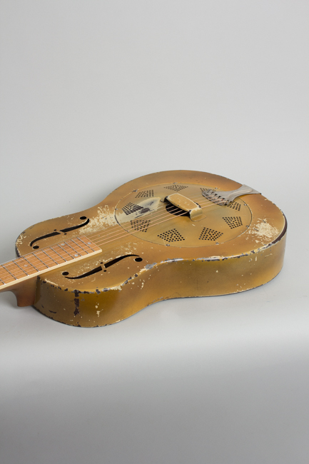 National  Triolian Resophonic Guitar  (1931)