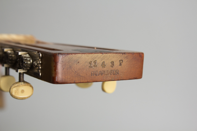 National  Triolian Resophonic Guitar  (1931)