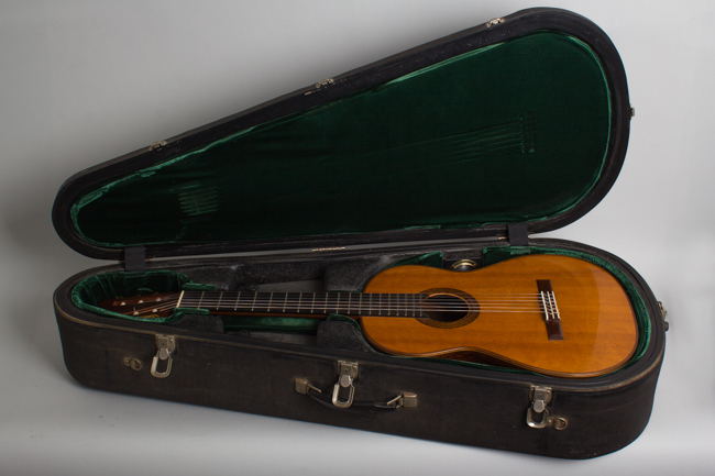 Manuel Velazquez  Classical Guitar  (1971)