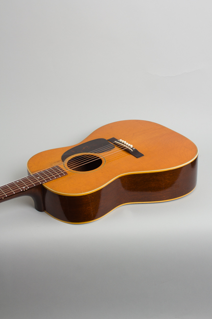 Gibson LG-3 Flat Top Acoustic Guitar (1942)