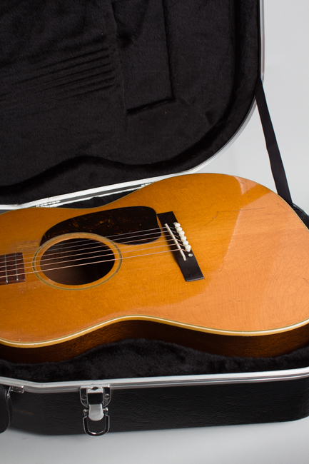 Gibson LG-3 Flat Top Acoustic Guitar (1942)