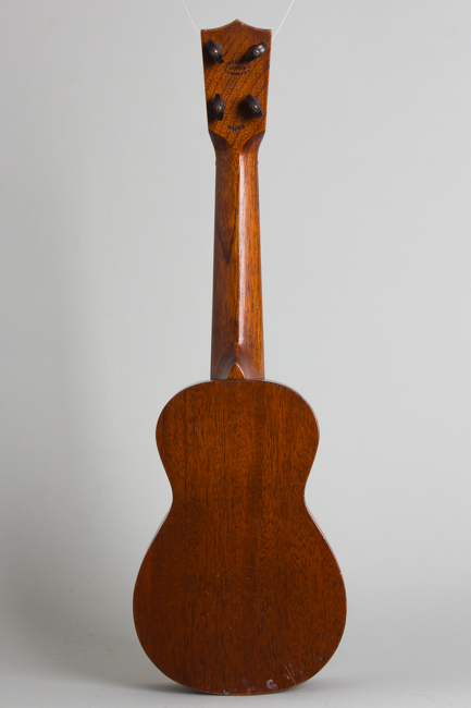 Lyon & Healy  Soprano Ukulele ,  c. 1922
