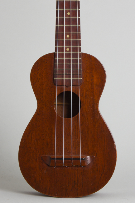 Lyon & Healy  Soprano Ukulele ,  c. 1922