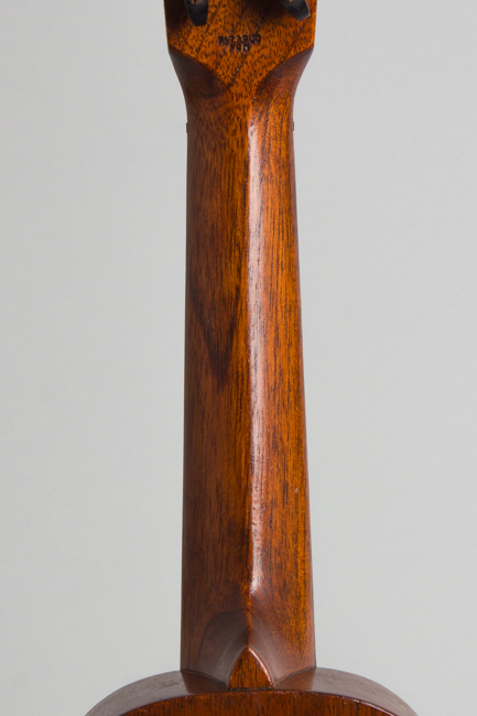 Lyon & Healy  Soprano Ukulele ,  c. 1922
