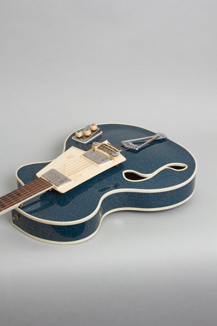 Wandre  BB Model Semi-Hollow Body Electric Guitar  (1961)