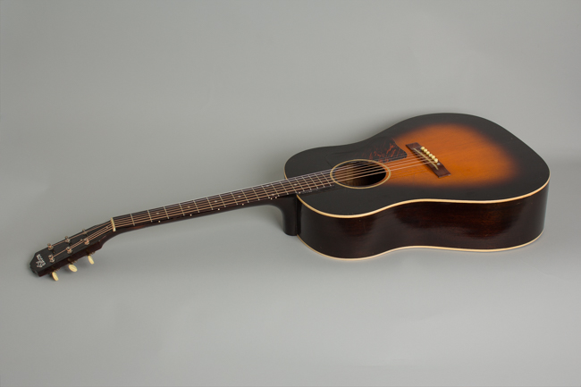 Gibson  J-35 Flat Top Acoustic Guitar  (1937)