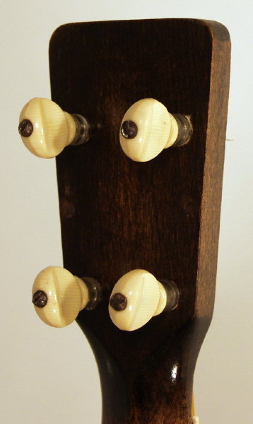 National Triolian Resonator Ukulele (1930)