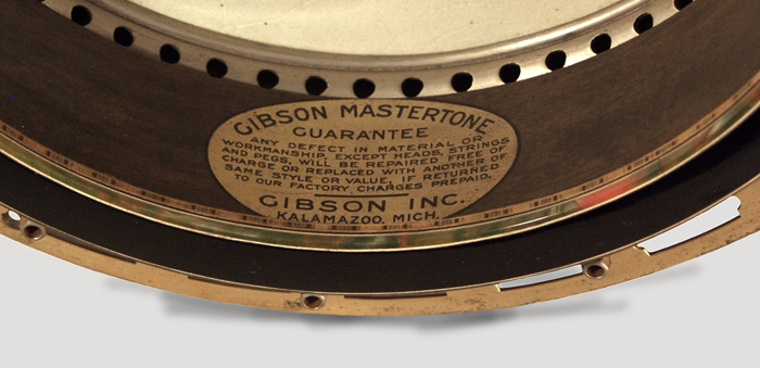 Gibson  TB-5 De Luxe Tenor Banjo  (1925)