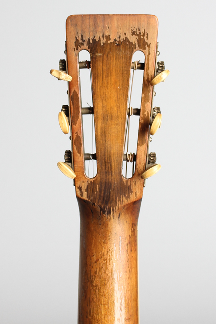 National  Triolian Resophonic Guitar  (1932)