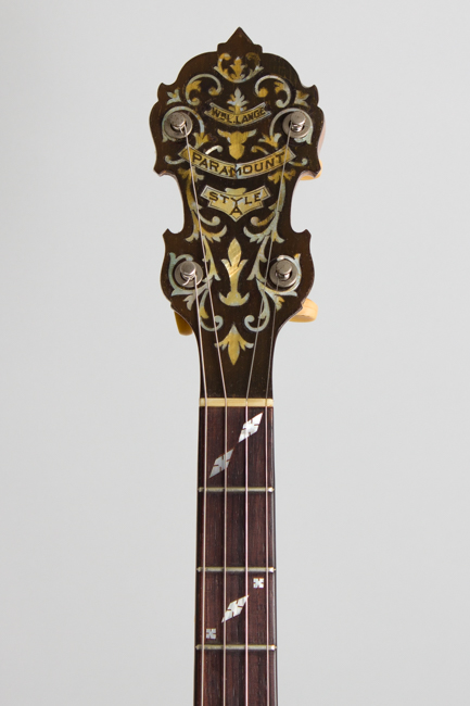 Paramount  Style A Tenor Banjo  (1925)