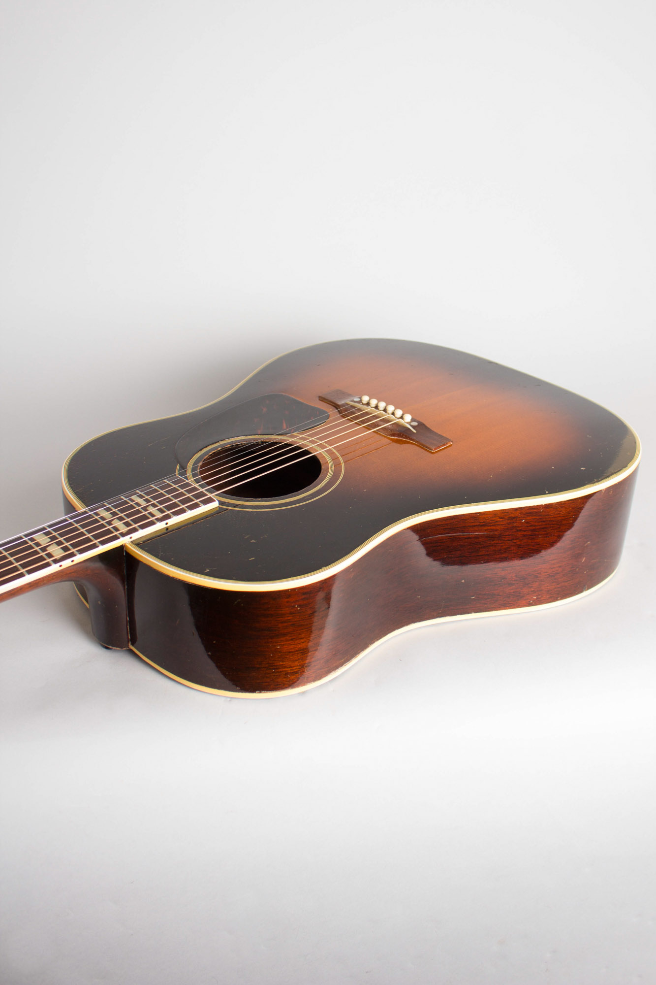 Gibson SJ Southern Jumbo Flat Top Acoustic Guitar (1951