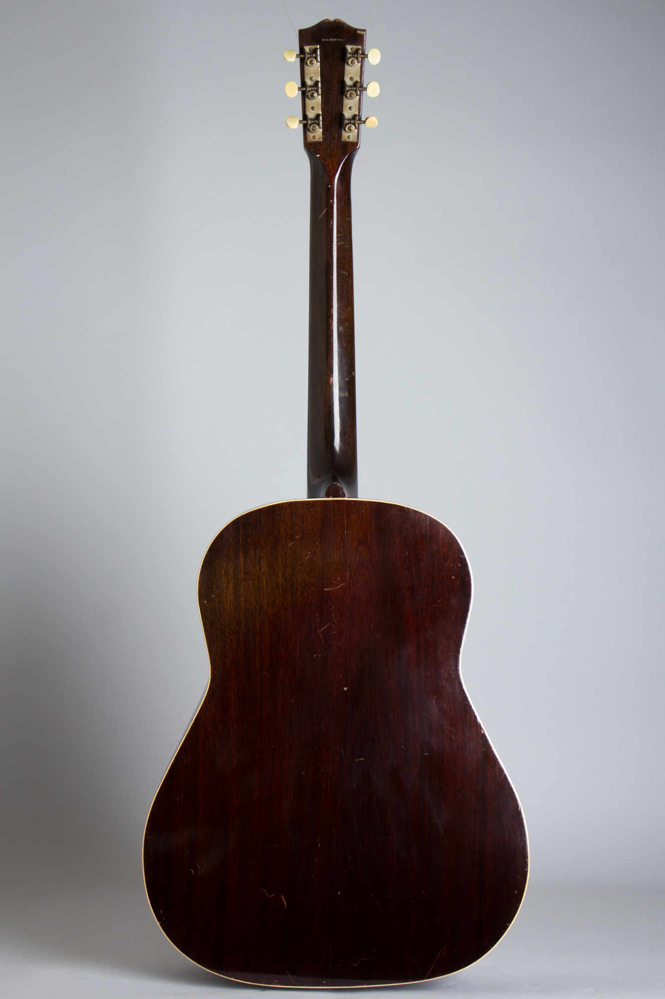 Gibson J-35 Flat Top Acoustic Guitar (1941-2) | RetroFret