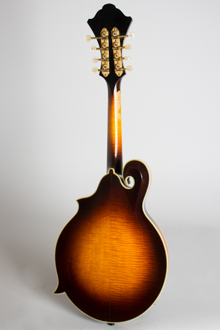 Monteleone  Grand Artist Carved Top Mandolin  (1982)