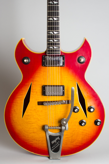 Gibson  Trini Lopez Deluxe Arch Top Hollow Body Electric Guitar  (1968)