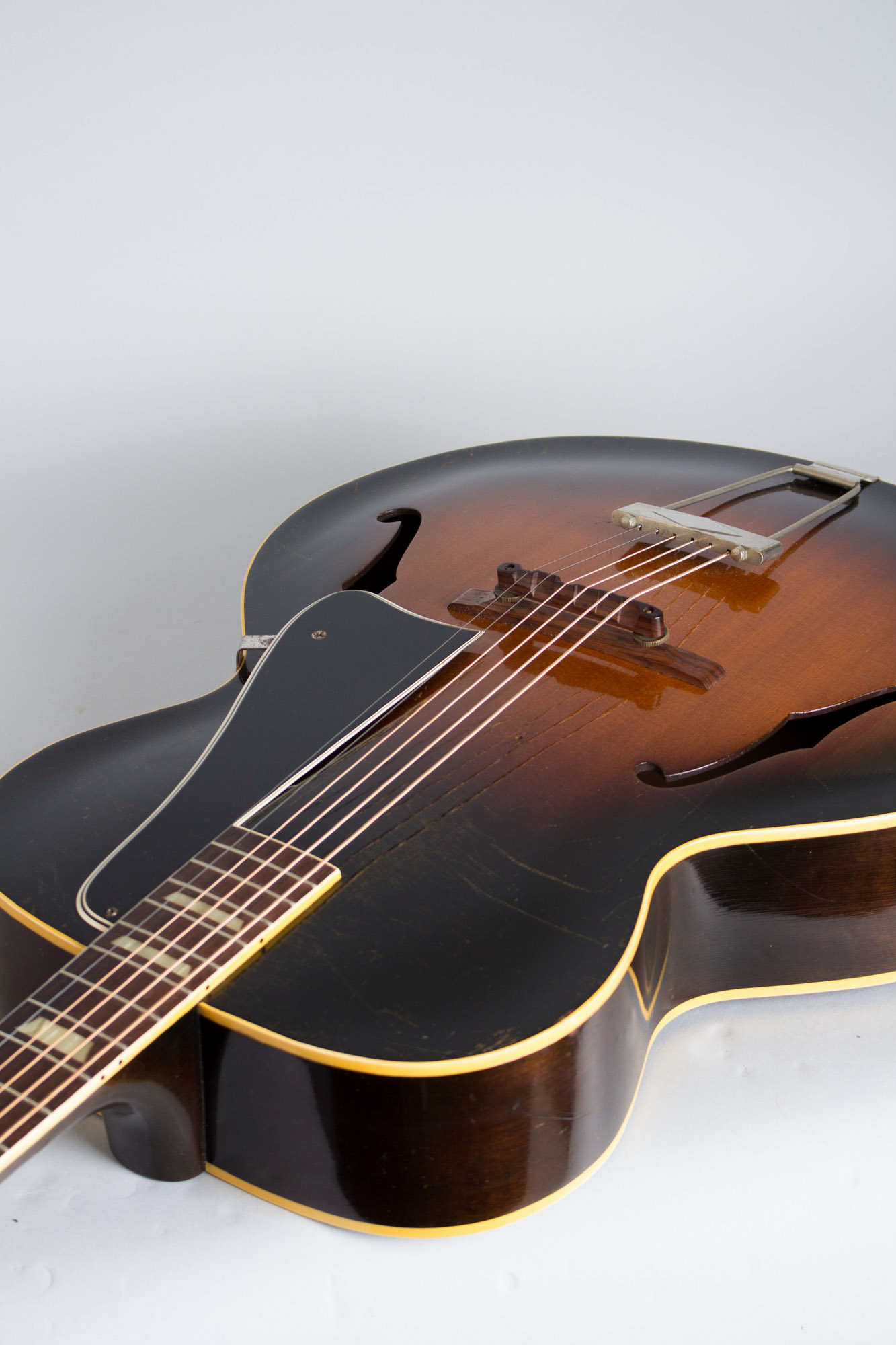 Gibson L-50 Arch Top Acoustic Guitar (1950) | RetroFret