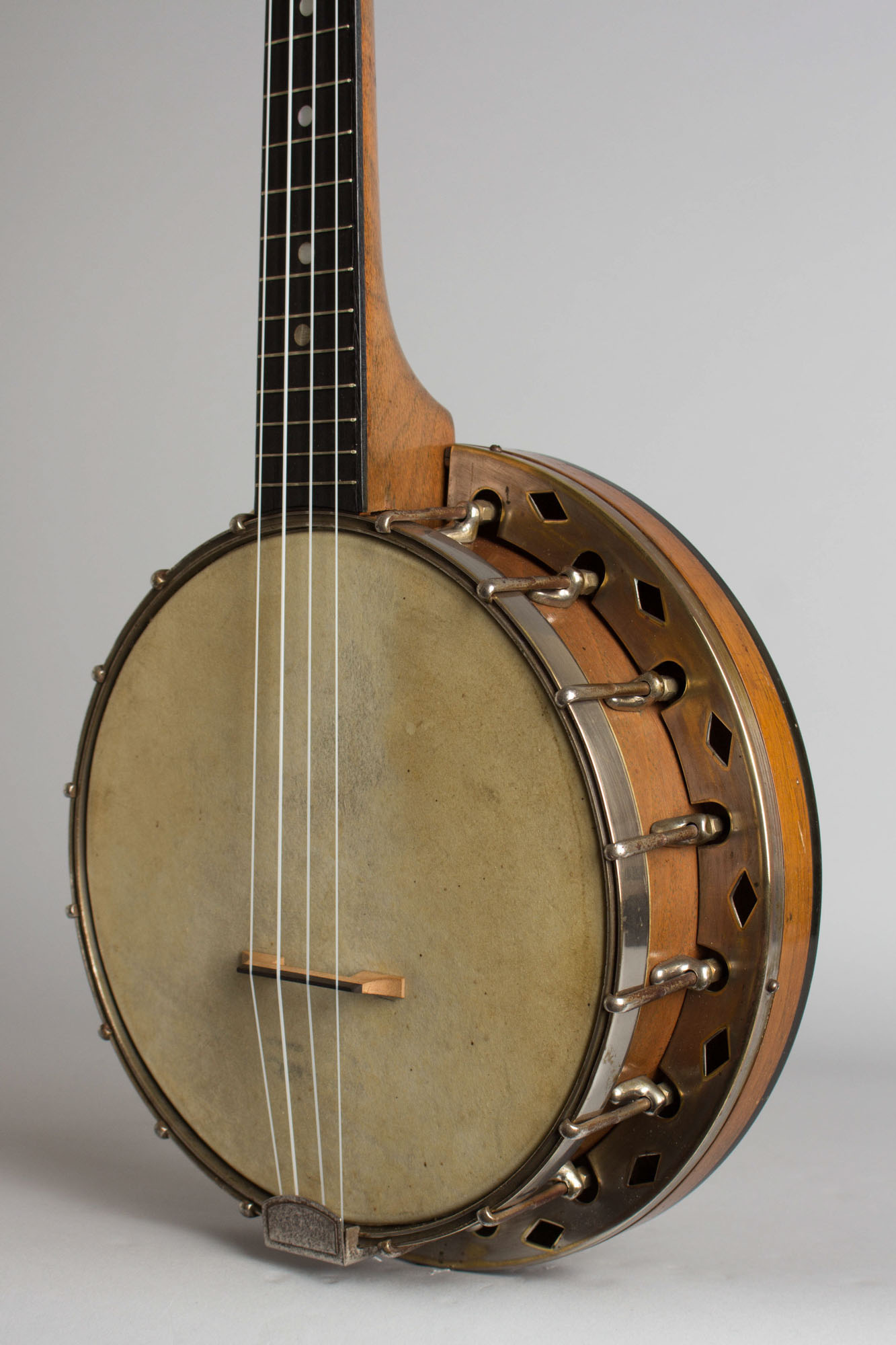 Flange & Resonator Banjo Ukulele (unlabelled) , c. 1927 RetroFret