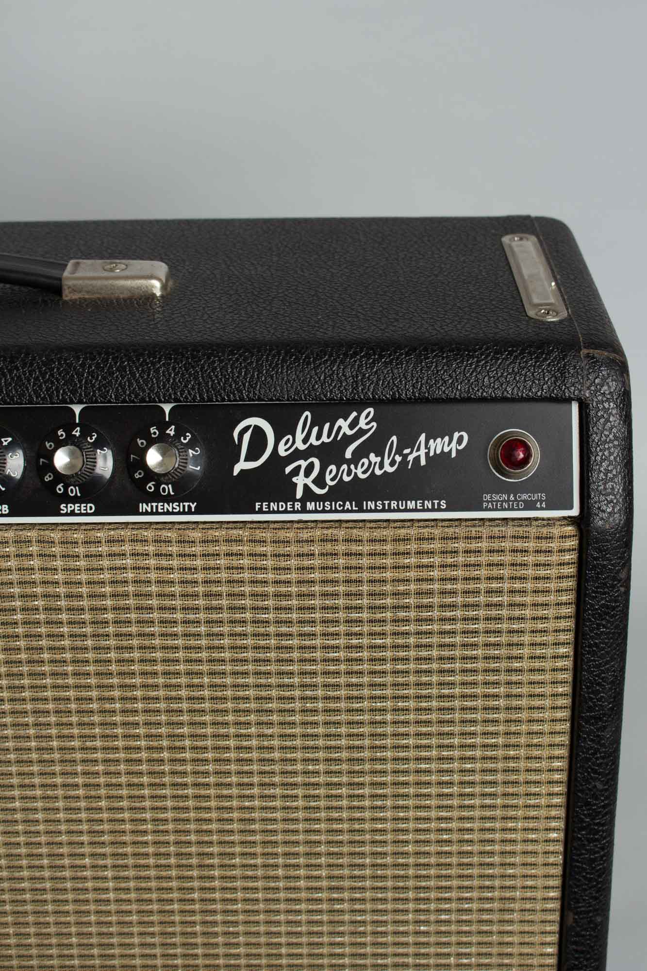Fender Deluxe Reverb Tube Amplifier (1966) RetroFret