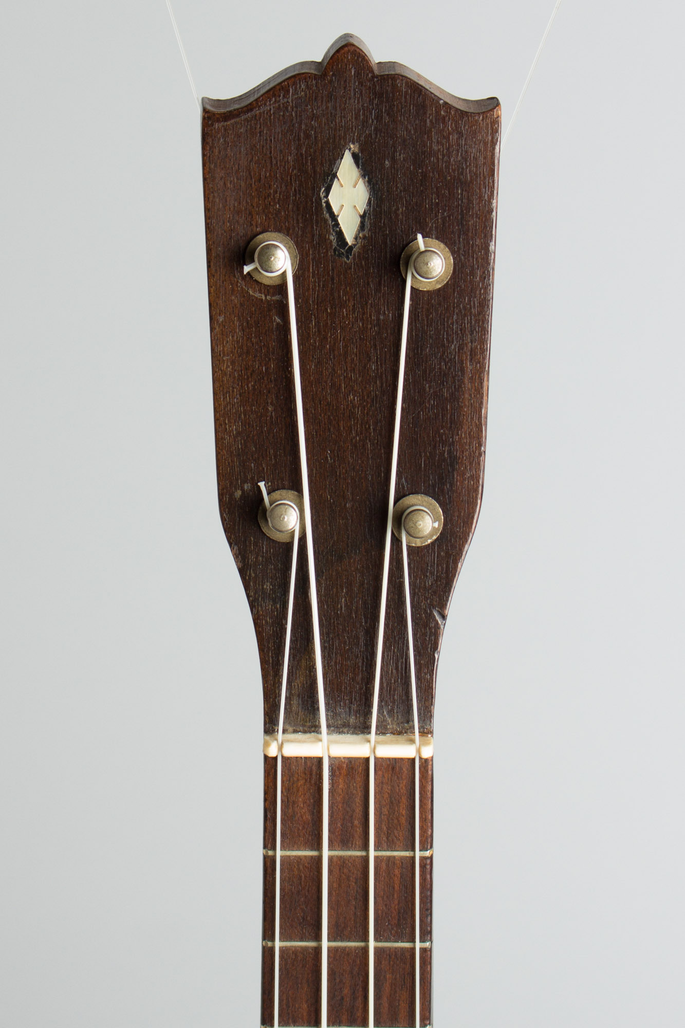 Resonator Banjo Ukulele, made by Harmony , c. 1926 RetroFret