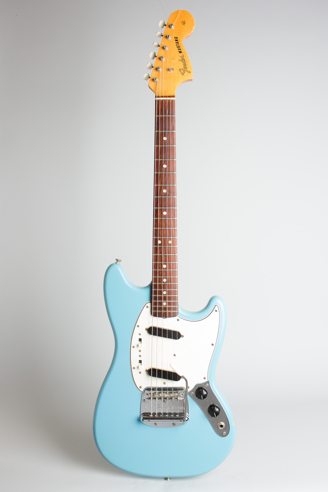 Fender Mustang Solid Body Electric Guitar (1966) | RetroFret