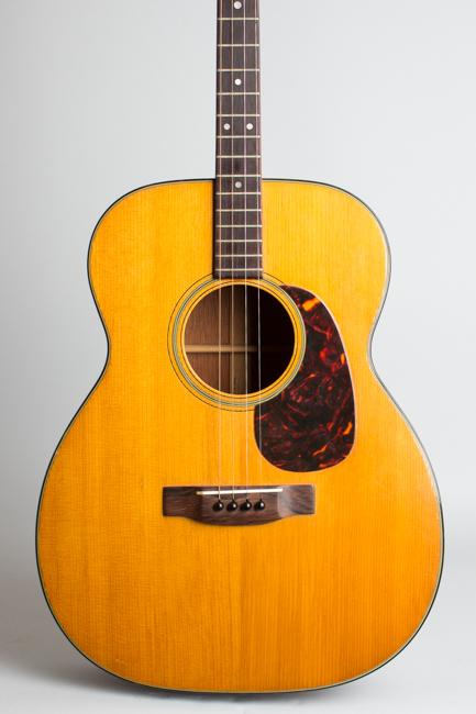 C. F. Martin  0-18T Flat Top Tenor Guitar  (1962)