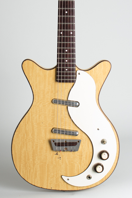 Danelectro  Standard Model 5025 Semi-Hollow Body Electric Guitar  (1960)