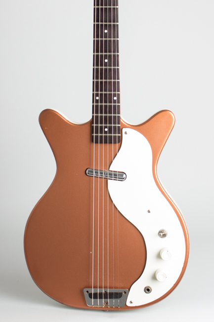 Danelectro  Standard Shorthorn Model 3612 Electric 6-String Bass Guitar  (1962)