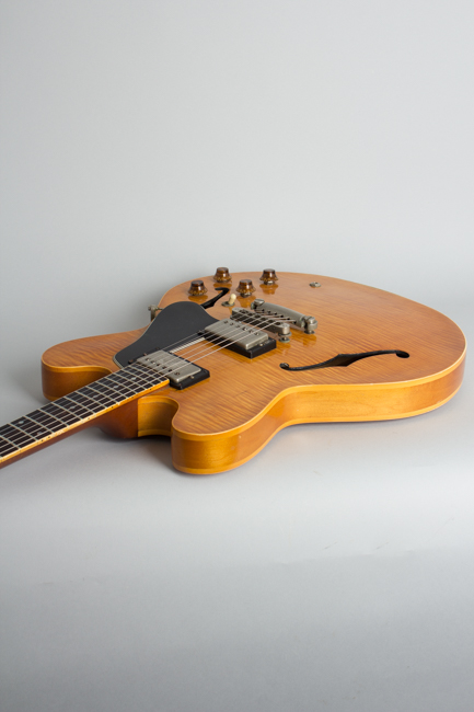 Gibson  ES-335 DOT Custom Shop Edition Semi-Hollow Body Electric Guitar  (1984)
